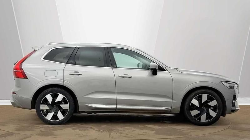 Used Volvo XC60 Ultra 449 HP (330 kW) 2025 Silver SUV