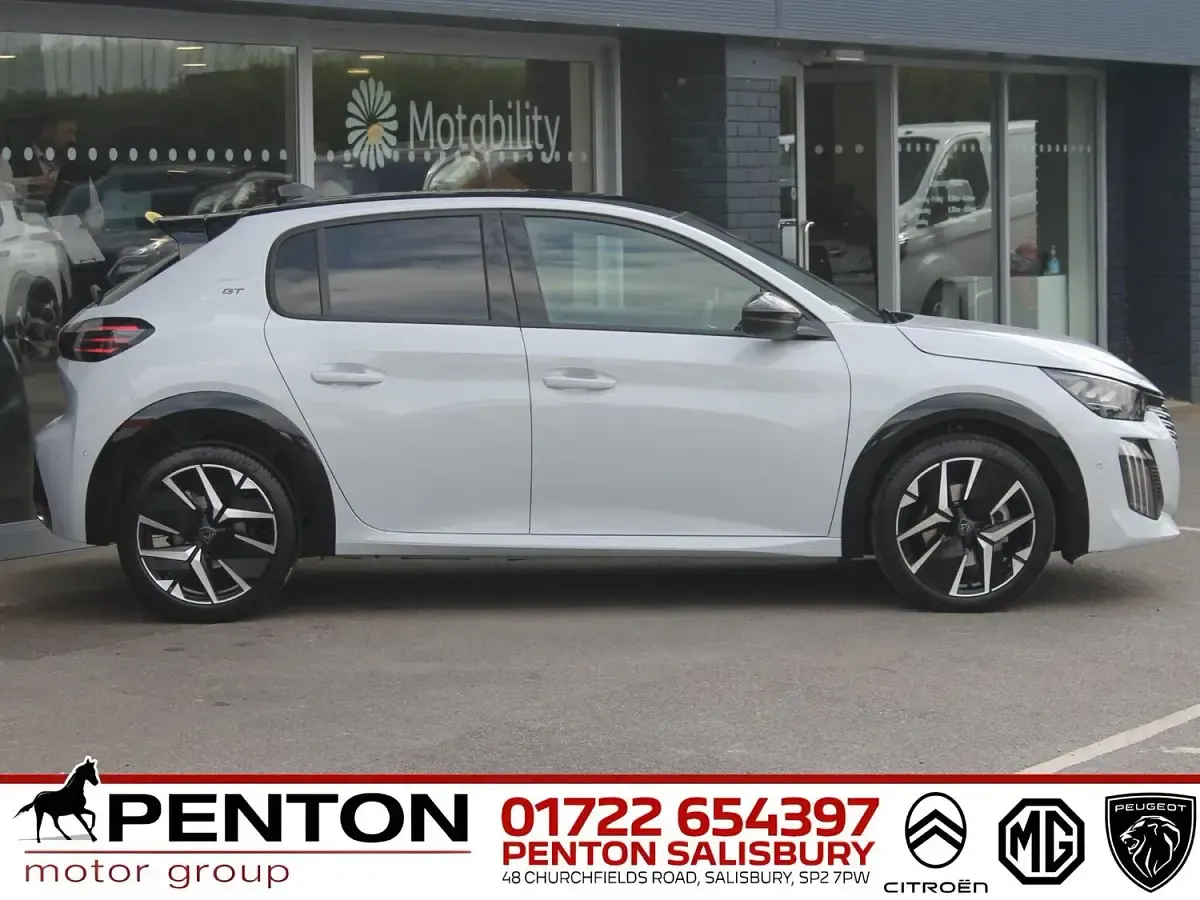 New Peugeot 208 Premium 108 HP (79 kW) 2026 White Hatchback