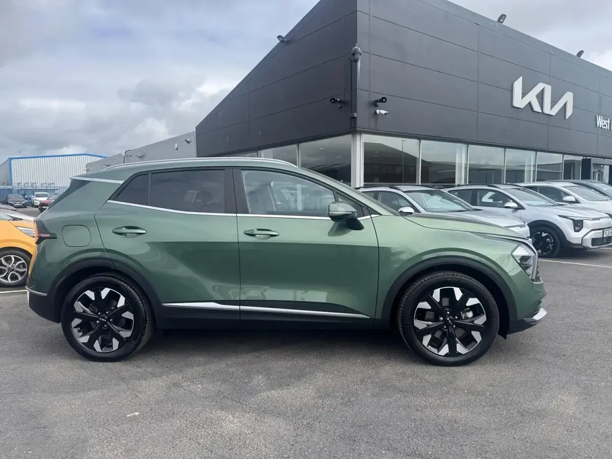 Used Kia Sportage 2025 Green SUV