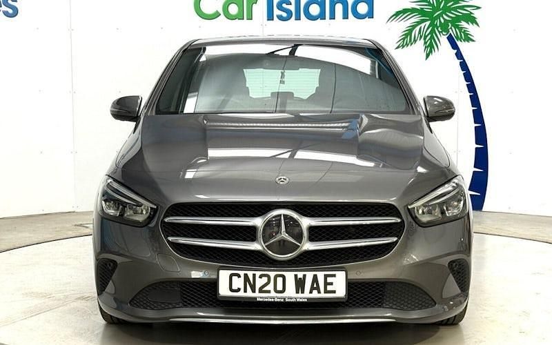 Used Mercedes B200 Executive 163 HP (119 kW) 2022 MPV