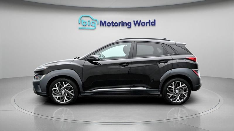 Used Hyundai Kona Premium 141 HP (103 kW) 2021 Black SUV