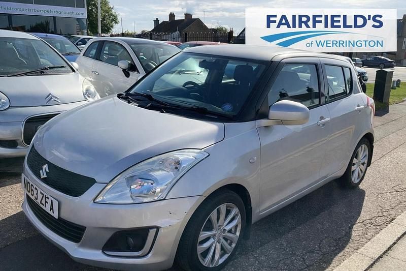 Used Suzuki Swift SZ3 94 HP (69 kW) 2013 Silver Hatchback