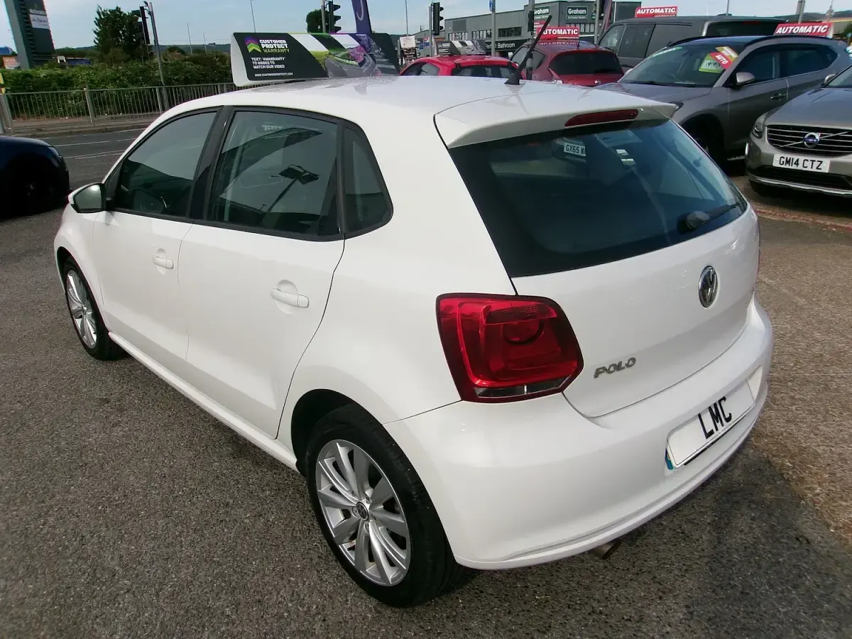 Used VW Polo SEL 85 HP (62 kW) 2010 White Hatchback