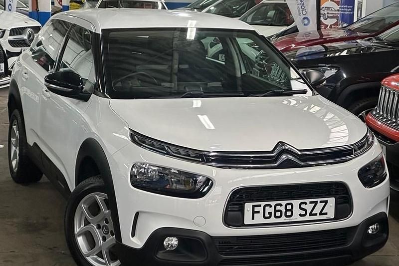 White Used 2018 Citroën C4 Cactus Feel Hatchback | £7,995 (Fair price) - Image 1/1