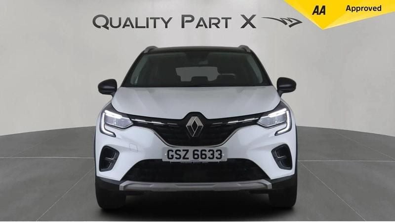 Used Renault Captur Techno 91 HP (66 kW) 2022 White/black SUV