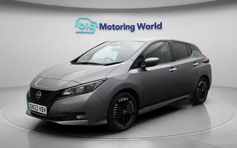 Used Nissan Leaf N-Connecta 110 kW (150 HP) 2025 Hatchback