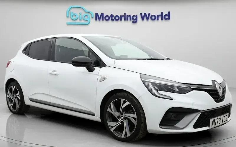 Used Renault Clio RS Line 90 HP (66 kW) 2023 Hatchback