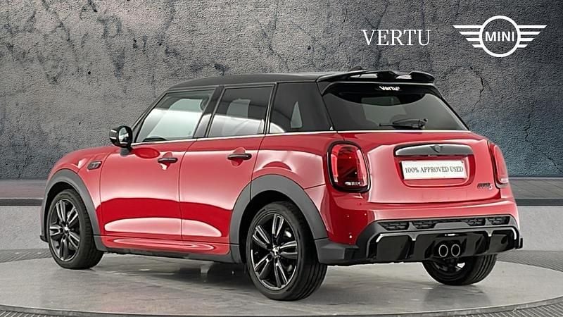 Used Mini Cooper S Premium Plus 178 HP (130 kW) 2024 Red Hatchback