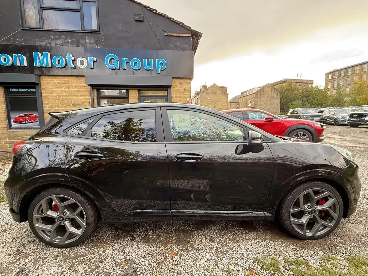 Used Ford Puma ST 200 HP (147 kW) 2023 Black SUV