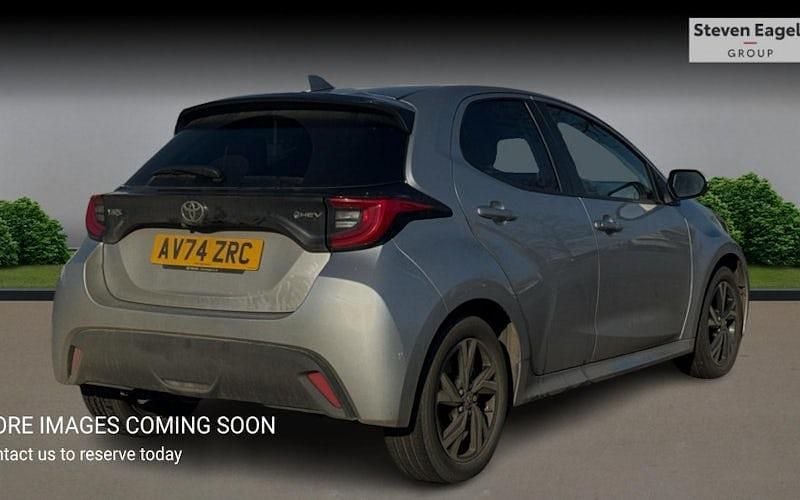 Used Toyota Yaris Hybrid Design 116 HP (85 kW) 2026 Hatchback