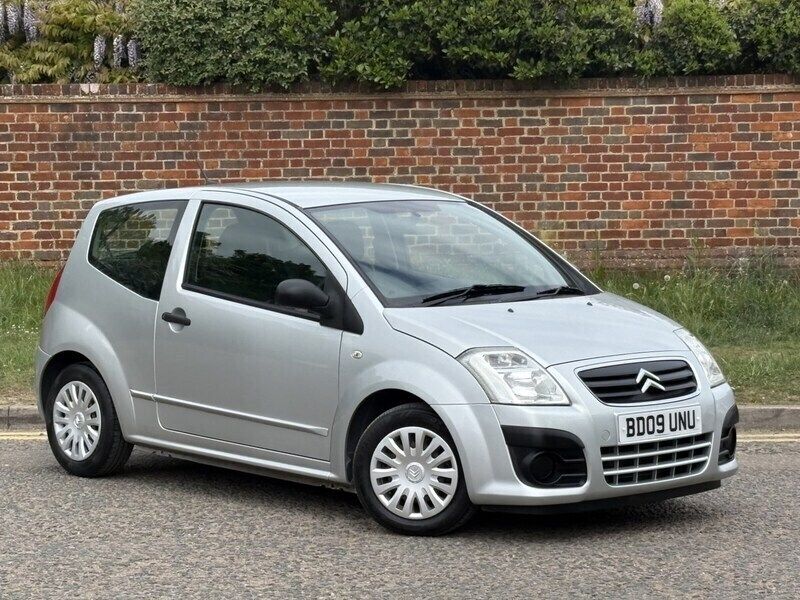 Silver Used 2009 Citroën C2 VTR Sport Hatchback | £1,999 - Image 1/4