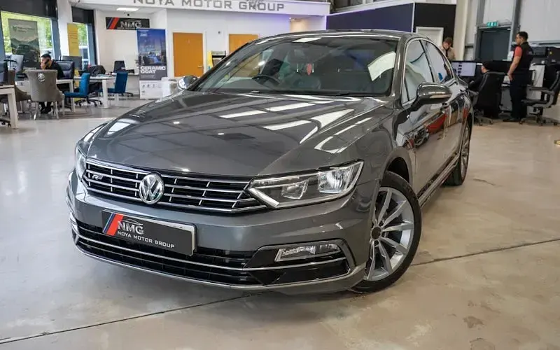 Used VW Passat R-line 150 HP (110 kW) 2019 Sedan