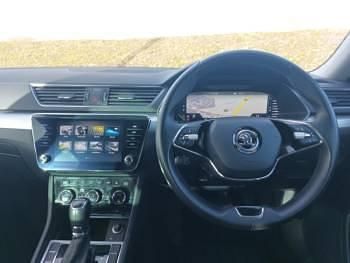 Used Skoda Superb SE Technology 150 HP (110 kW) 2023 White Estate