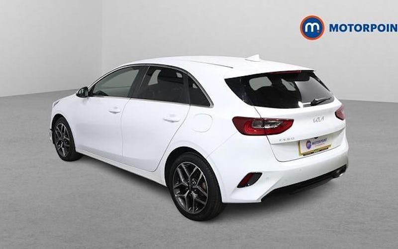 Usado Kia Ceed 160 HP (117 kW) 2021 Citadino