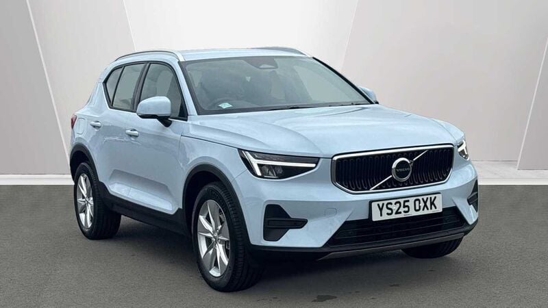 New 2026 Volvo XC40 Core SUV | £31,999 (Super price) - Image 1/3