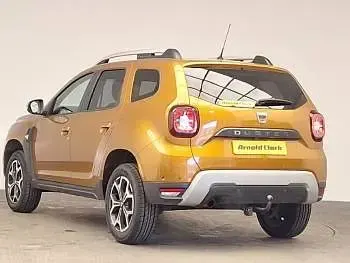 Used Dacia Duster Prestige 115 HP (84 kW) 2018 Orange SUV