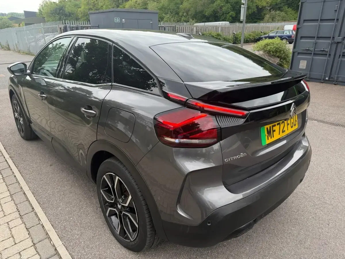 Used Citroën e-C4 Shine 100 kW (136 HP) 2023 Grey Hatchback