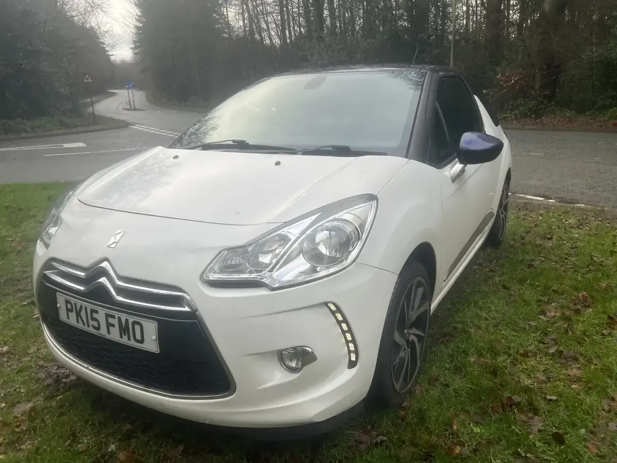 Usado Citroën DS3 2015 Blanco Utilitario