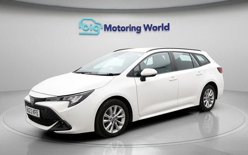 Used Toyota Corolla 140 HP (102 kW) 2026 Estate