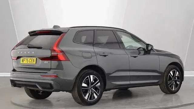 Usado Volvo XC60 Plus 250 HP (183 kW) 2026 SUV