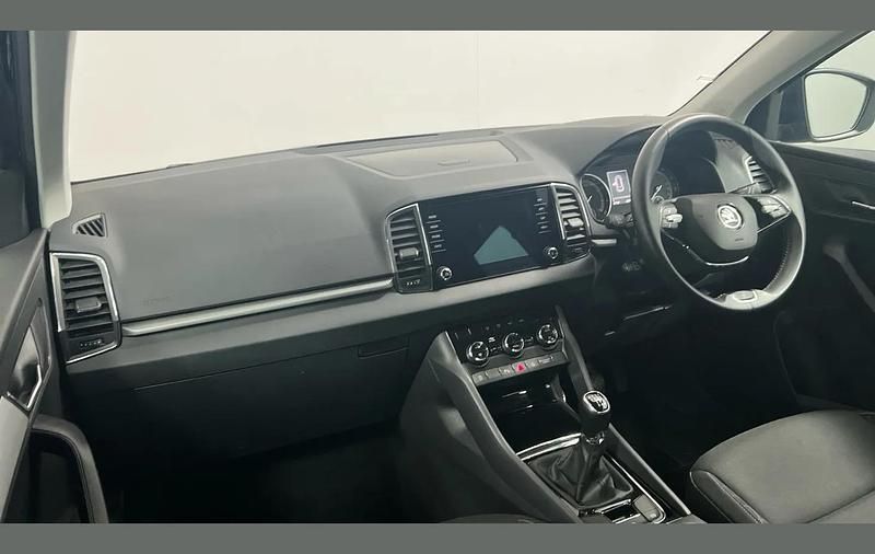 Used Skoda Karoq SE Technology 150 HP (110 kW) 2021 Blue SUV