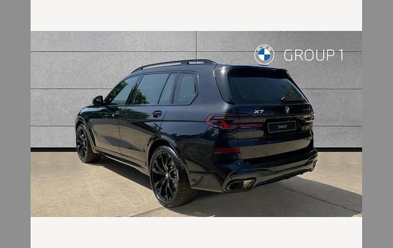 Usado BMW X7 M Sport 352 CV (258 kW) 2025 Negro SUV