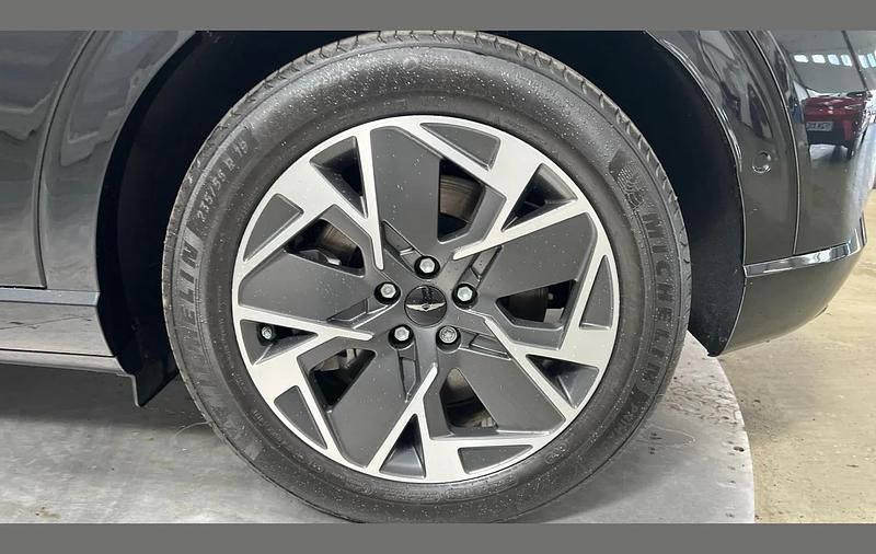 New Genesis GV60 167 kW (228 HP) 2025 Black SUV