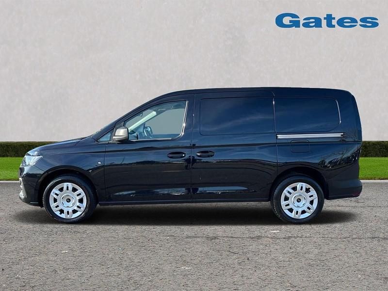 Used Ford Transit Connect Trend 122 HP (89 kW) 2025 Black MPV