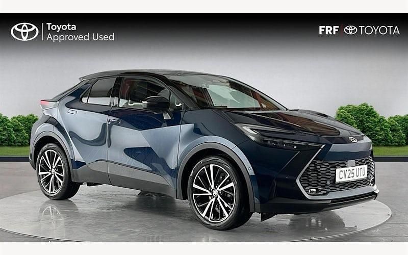 Used 2025 Toyota C-HR SUV | £30,126 (Expensive) - Image 1/4