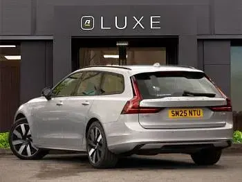 Used Volvo V90 Plus 350 HP (257 kW) 2025 Silver Estate