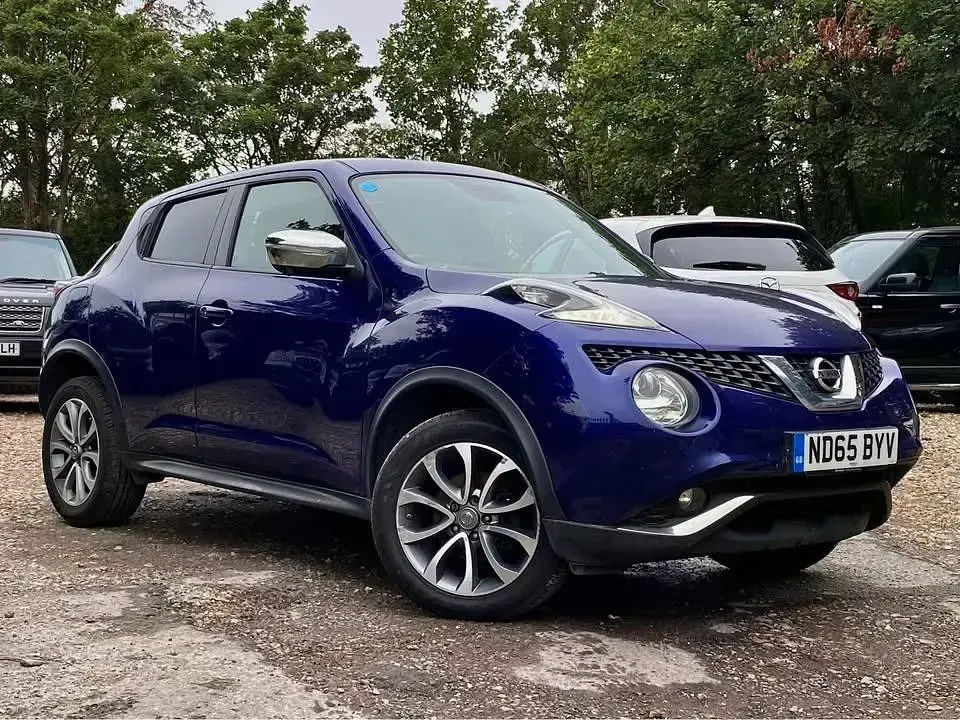 Used Nissan Juke Tekna 110 HP (80 kW) 2015 Blue SUV