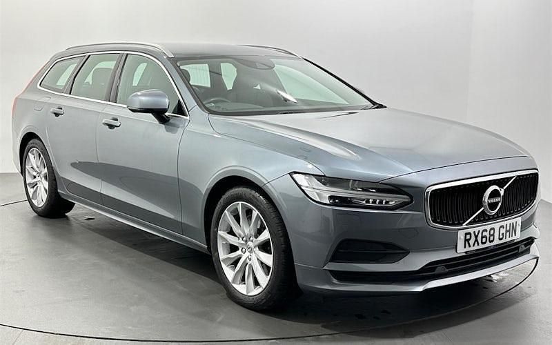 Used 2019 Volvo V90 Momentum Estate | £16,300 (Good price) - Image 1/3