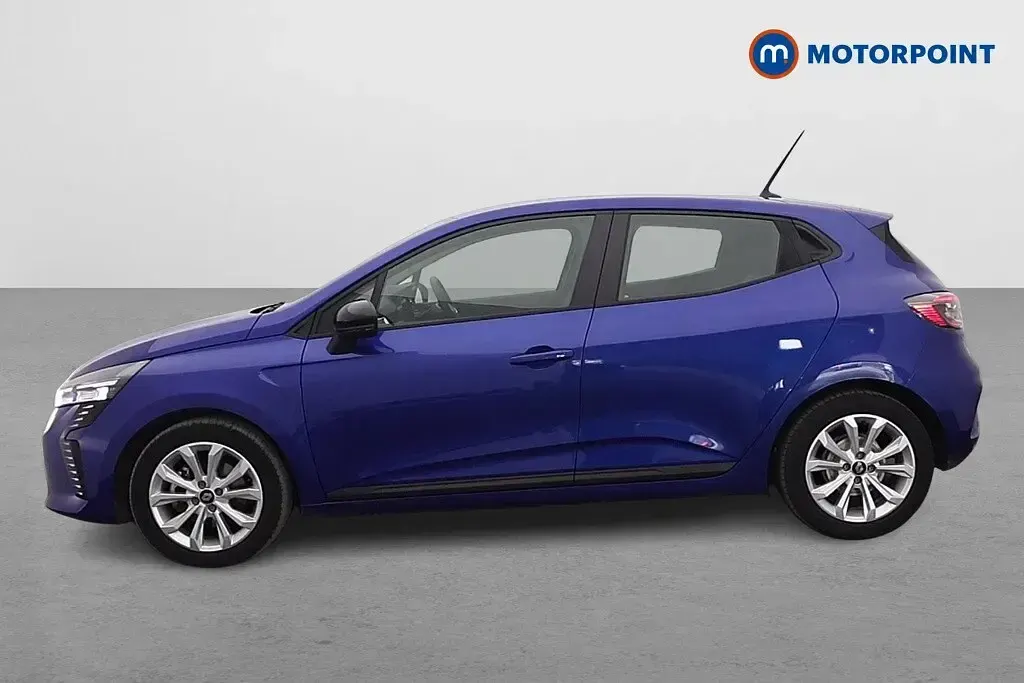 Used Renault Clio V Evolution 2023 Blue Hatchback