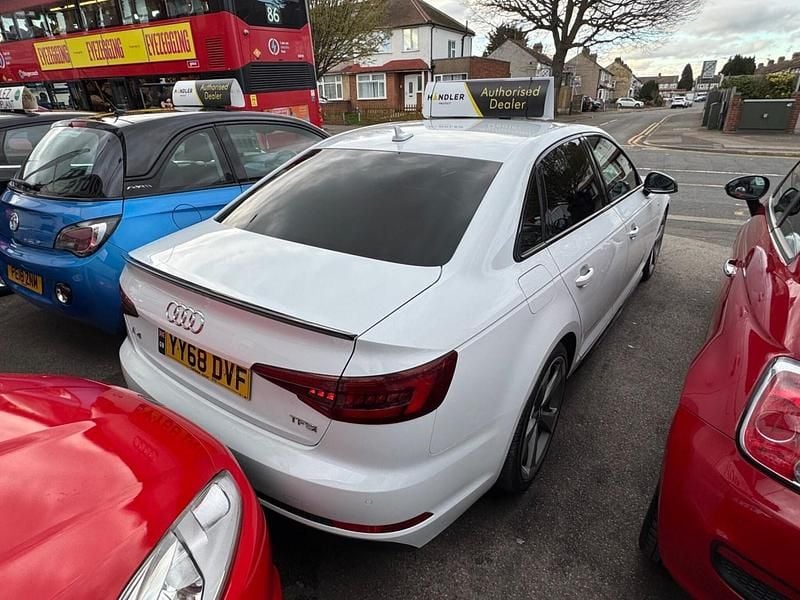 Used Audi A4 Black Edition 150 HP (110 kW) 2018 White Sedan