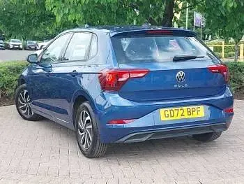 Used VW Polo Life 95 HP (69 kW) 2023 Blue Hatchback
