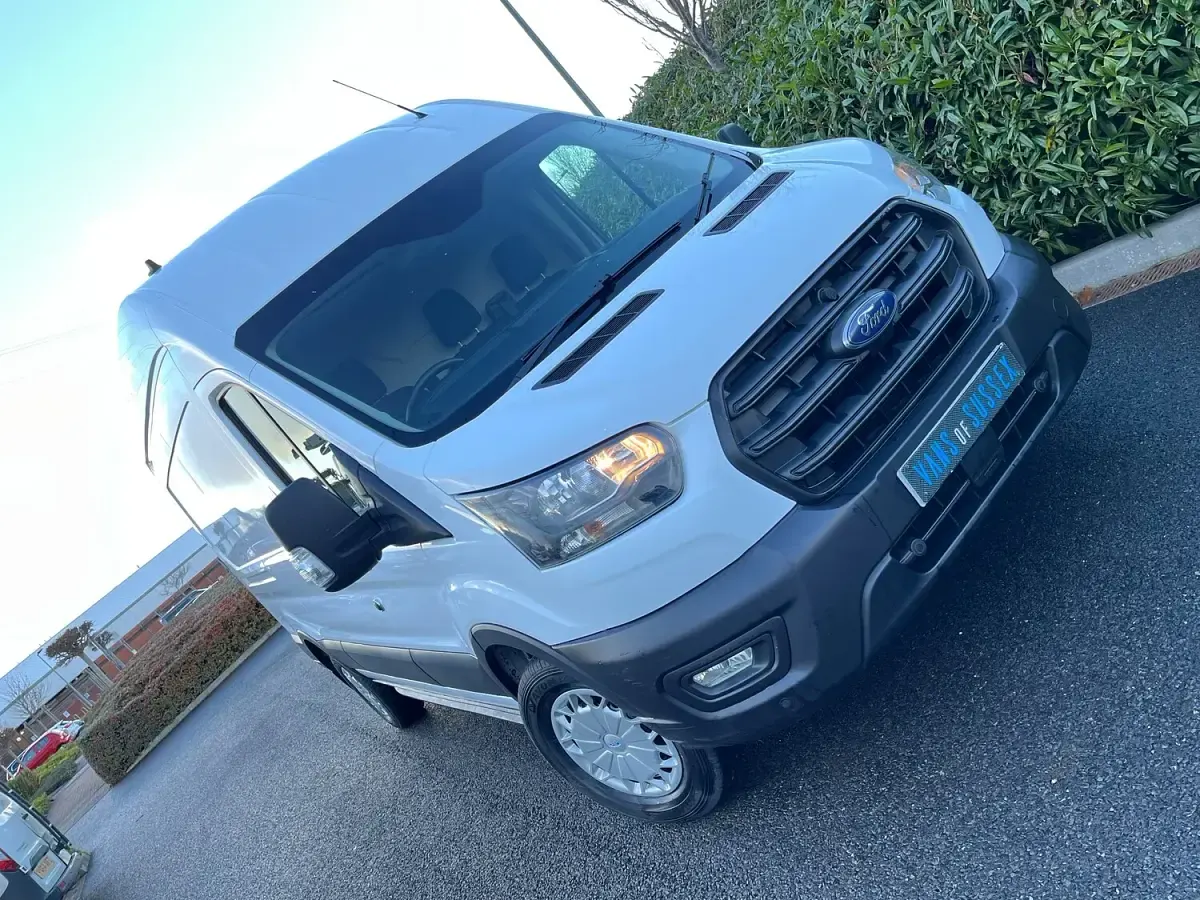 Used Ford Transit Trend 130 HP (95 kW) 2021 White Van