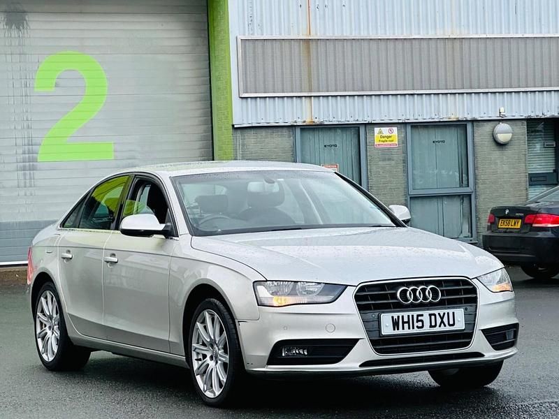 Used Audi A4 Advanced 2015 Silver Sedan