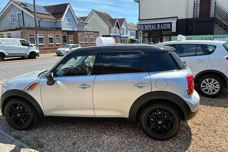 Used 2011 Mini Cooper Countryman SUV | £5,250 (Fair price) - Image 1/1