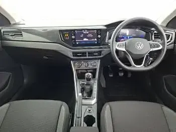 Used VW Polo Life 80 HP (58 kW) 2025 Blue Hatchback