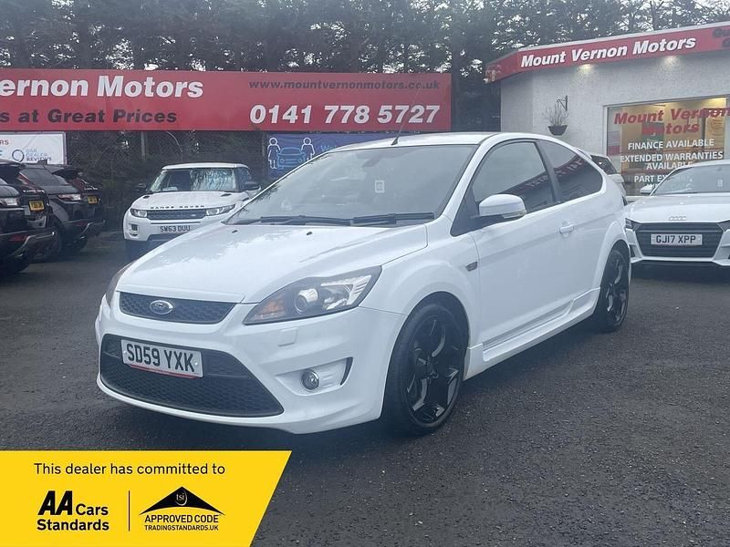 Used Ford Focus ST 2010 White Hatchback