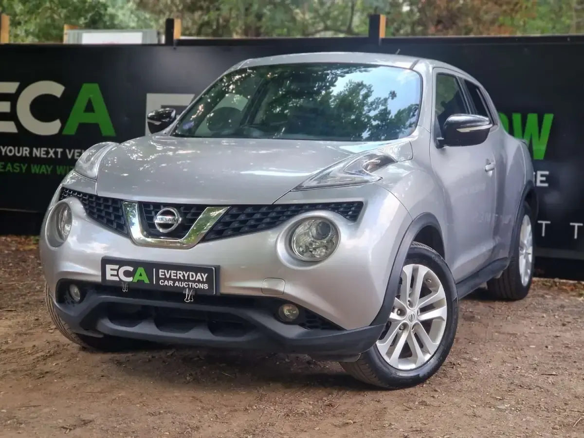Used Nissan Juke Acenta 115 HP (84 kW) 2014 Silver SUV