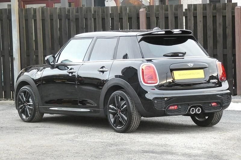 Używany Mini Cooper S Hatch 2019 Czarny Hatchback