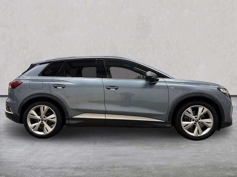 Used Audi Q4 e-tron S-Line 125 kW (170 HP) 2021 Blue SUV