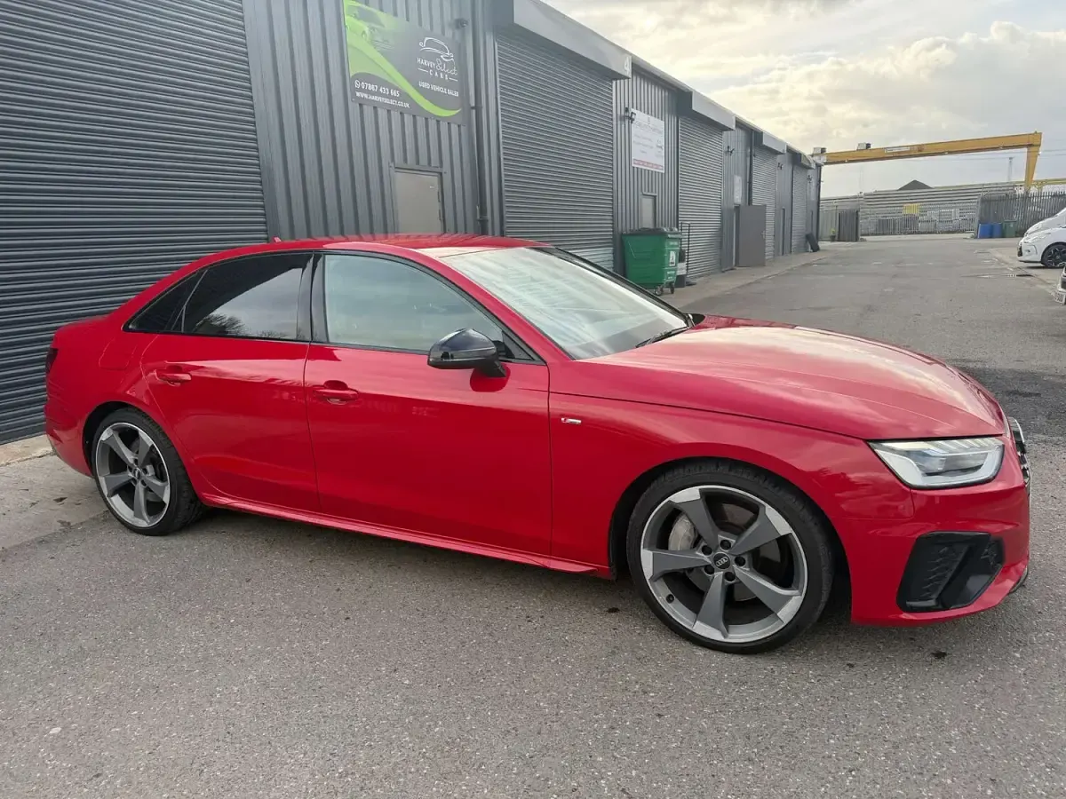 Used Audi A4 Black Edition 245 HP (180 kW) 2020 Red Sedan