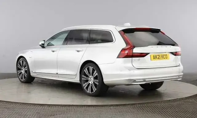 Used Volvo V90 Inscription 337 HP (247 kW) 2021 Estate