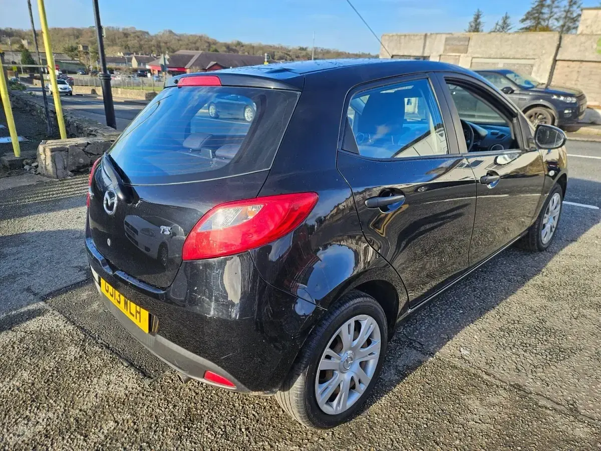 Used Mazda 2 2013 Black Hatchback