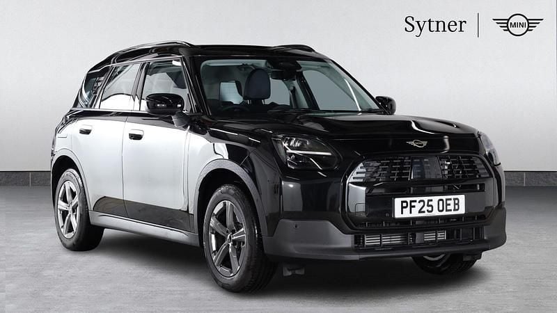 Black New 2025 Mini Countryman SUV | £31,250 (Good price) - Image 1/4