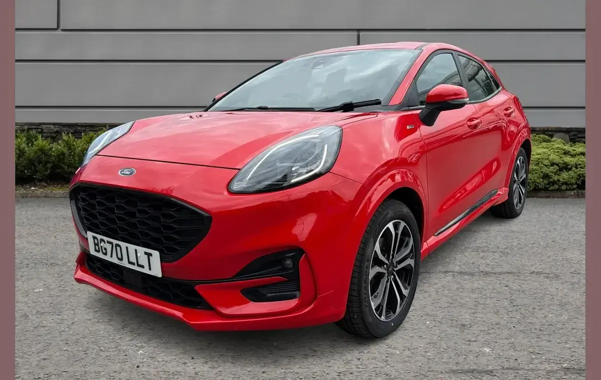 Usado Ford Puma ST-Line 123 HP (90 kW) 2020 Vermelho SUV