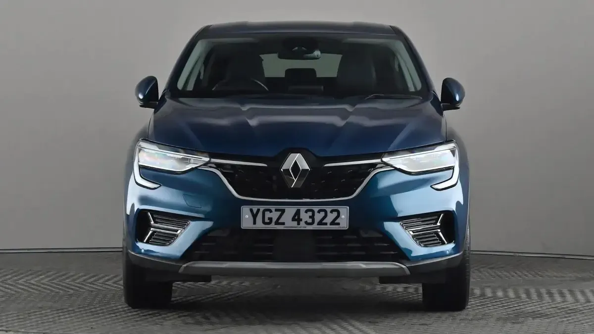 Used Renault Arkana Version S 142 HP (104 kW) 2022 Blue SUV
