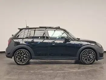 Used Mini Cooper Exclusive 150 kW (204 HP) 2025 Black Hatchback